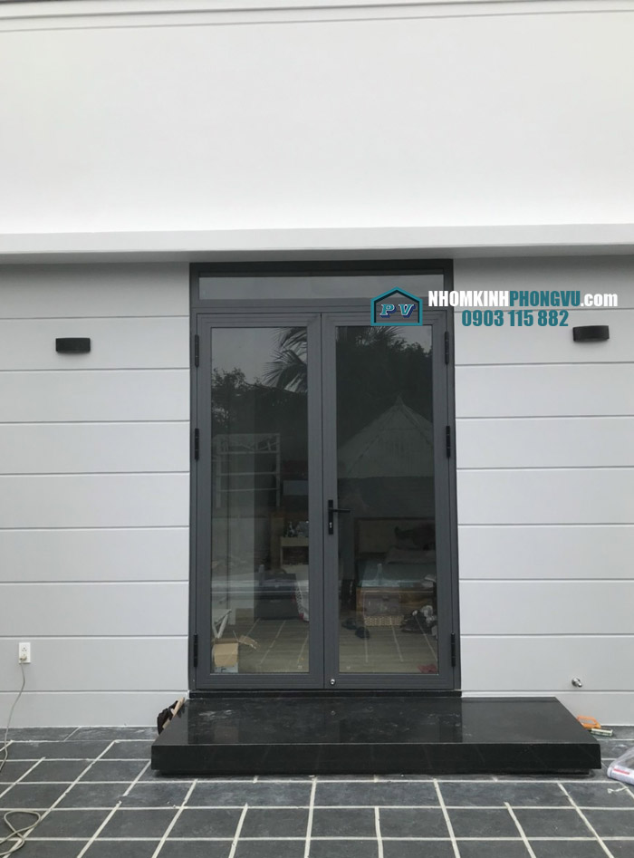 mẫu cửa đi nhôm xingfa 2 cánh