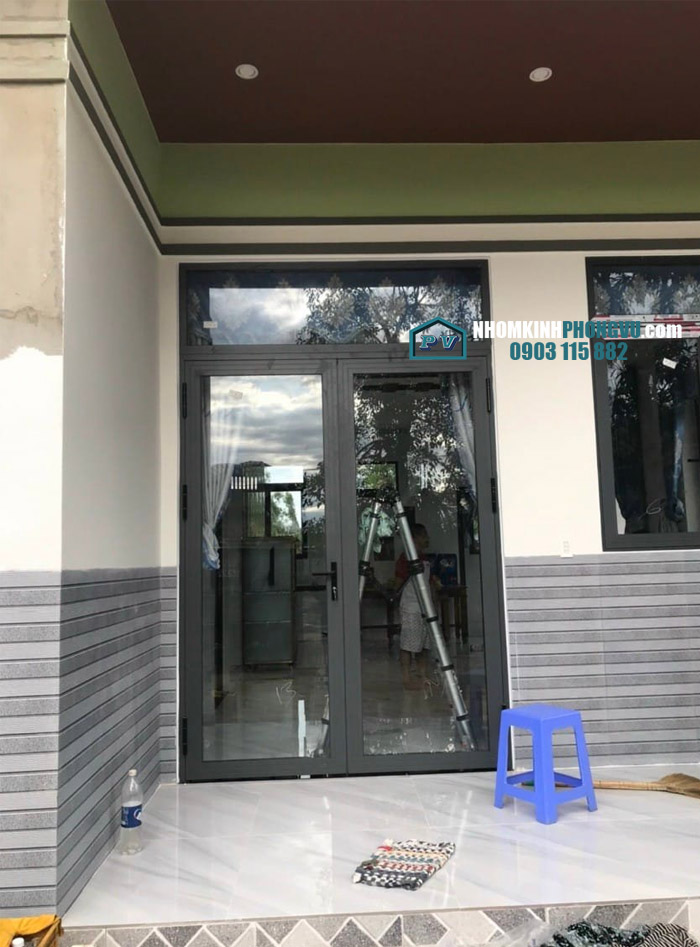 mẫu cửa đi nhôm xingfa 2 cánh