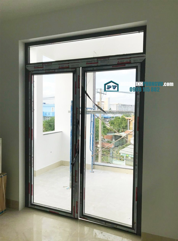 mẫu cửa đi nhôm xingfa 2 cánh