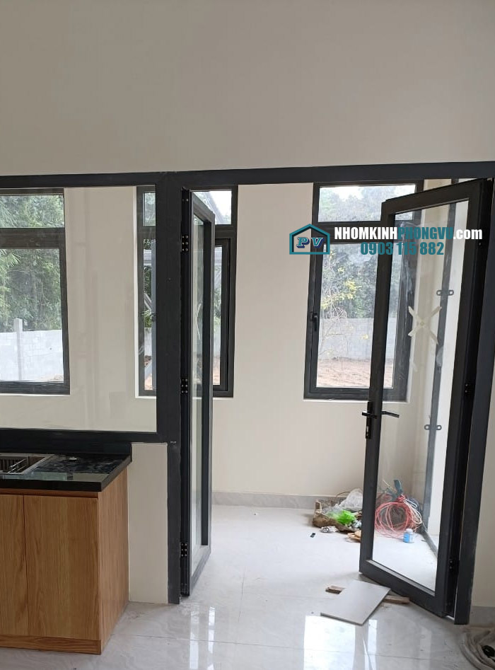 mẫu cửa đi nhôm xingfa 2 cánh