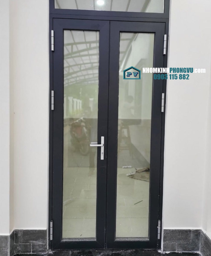 mẫu cửa đi nhôm xingfa 2 cánh