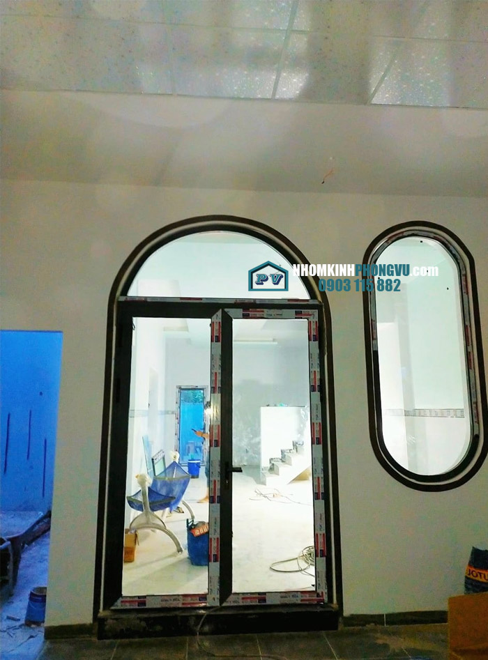 mẫu cửa đi nhôm xingfa 2 cánh