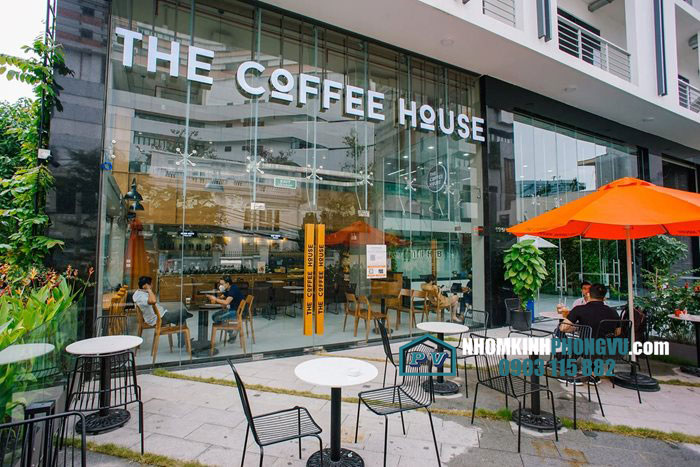 vách kính nhôm ngoài trời hệ mặt dựng chân nhện coffee house - mẫu 10